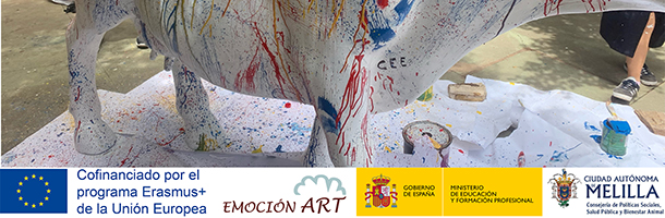 EmocionArte: De cerca- Silvia Fernández, artista de plástica en Melilla: “las barreras las tenemos nosotros frente a ellos, no vemos todas sus capacidades, si no sus limitaciones”