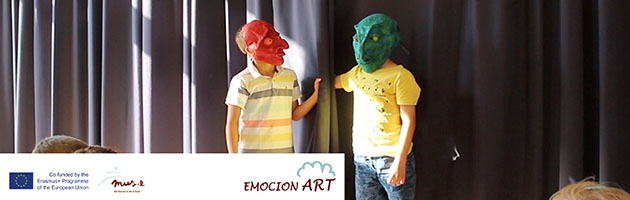 Máscaras para trabajar emociones en la Sonnenbergschule en Alemania