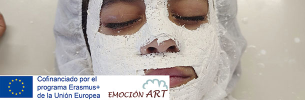 Programa EmocionArte: máscaras de yeso en Évora (Portugal)